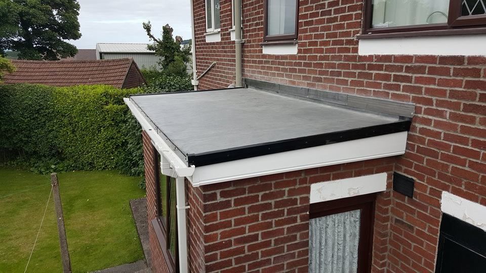 Flat roof and roofline detail
